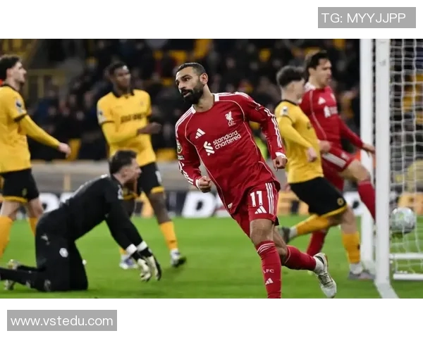 狼队错失良机利物浦门前踢飞引发球迷热议 狼队错失良机利物浦门前踢飞引发球迷热议