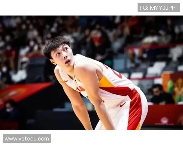 胡明轩的篮球之路：从少年梦想到国家队的荣耀与挑战