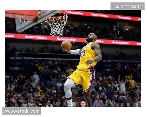 詹姆斯历史性成就达成4万分1万板1万助创纪录新篇章