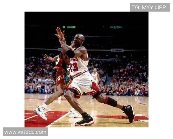 郭艾伦与乔丹精彩对决视频回顾,篮球传奇的巅峰对抗时刻 郭艾伦与乔丹精彩对决视频回顾,篮球传奇的巅峰对抗时刻