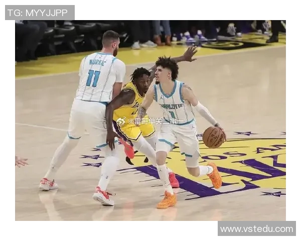 11年黄蜂与湖人经典对决回顾球场上的传奇瞬间与精彩时刻 11年黄蜂与湖人经典对决回顾球场上的传奇瞬间与精彩时刻