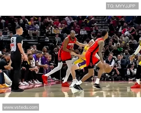 2017年12月4日火箭队与湖人队激战回顾及精彩瞬间分析 2017年12月4日火箭队与湖人队激战回顾及精彩瞬间分析